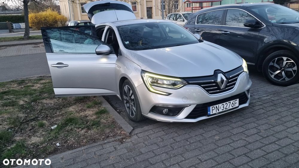 Renault Megane 1.5 Blue dCi Equilibre EDC - 6