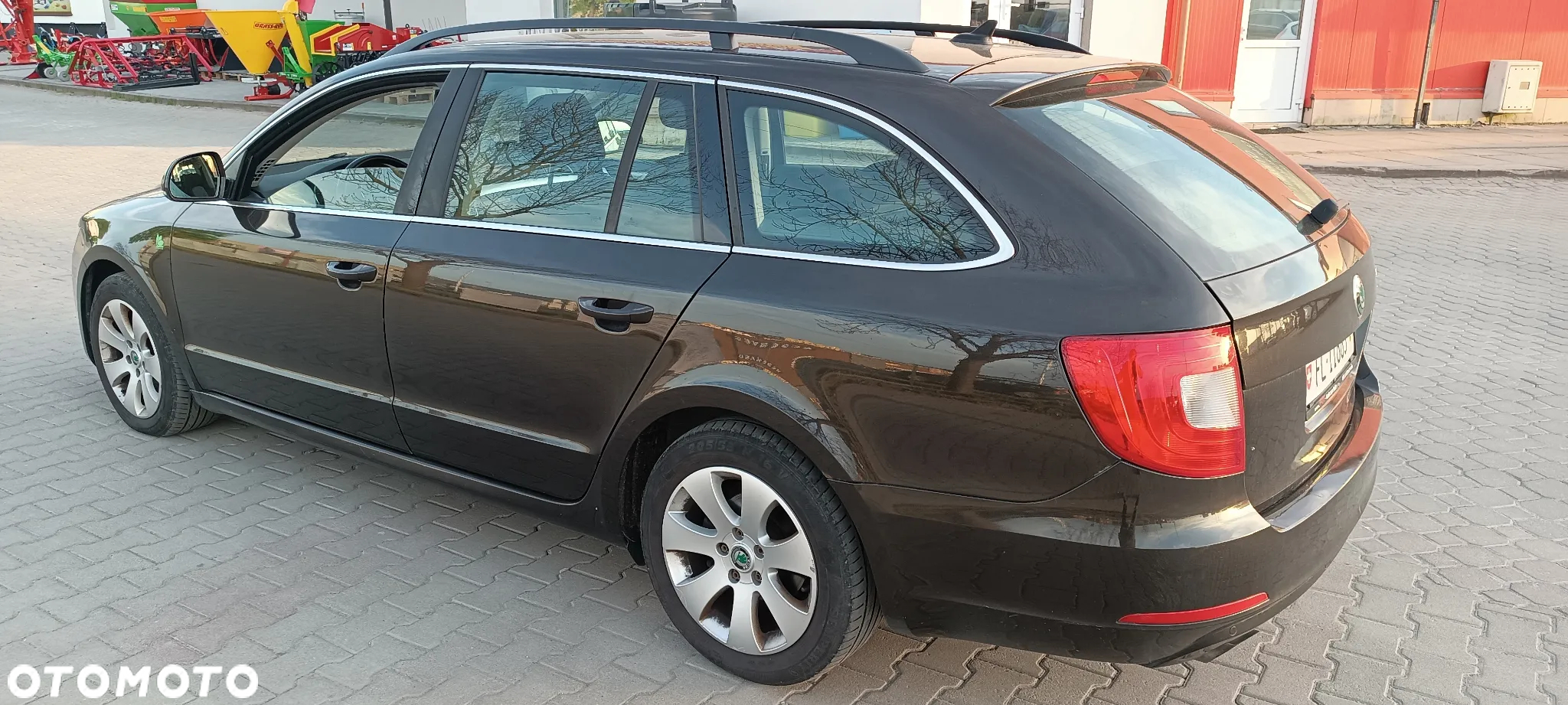 Skoda Superb 1.6 TDI Ambition Greenline - 4