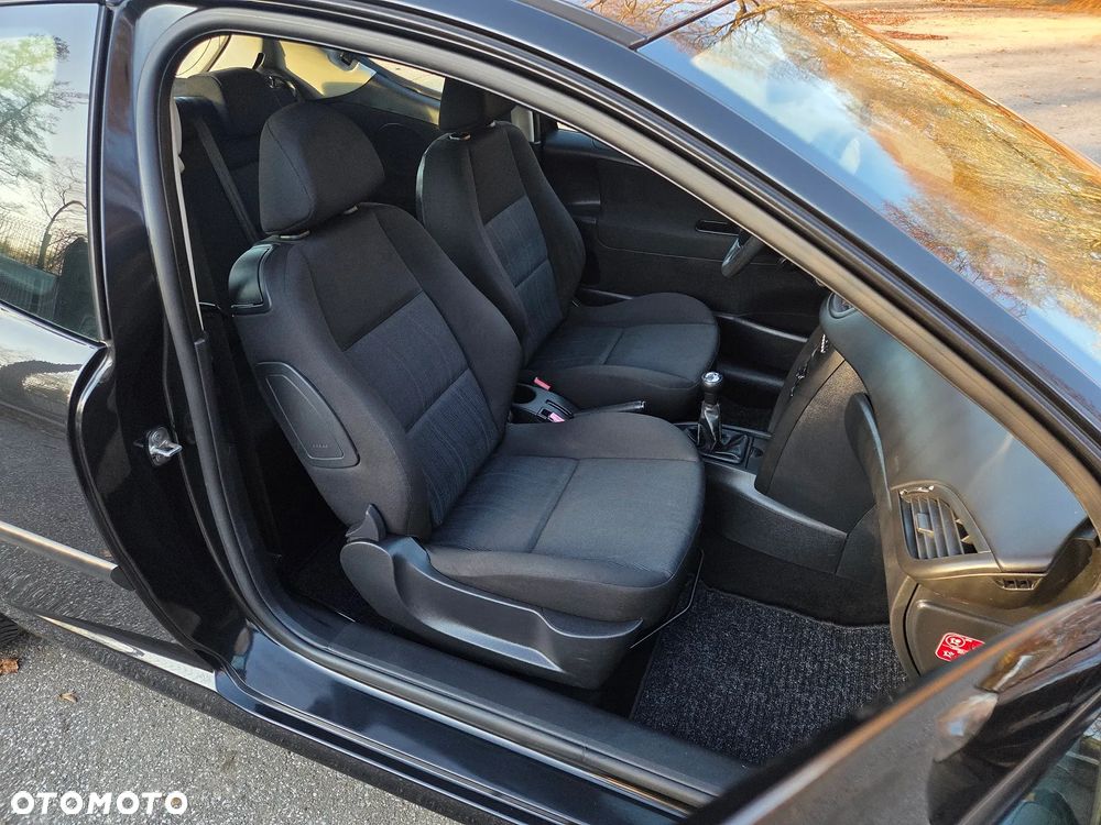 Peugeot 207 1.4 Trendy - 8