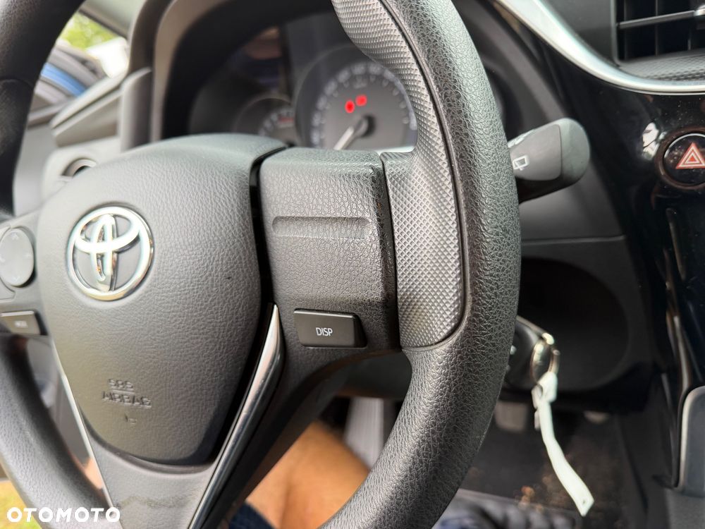 Toyota Auris - 21