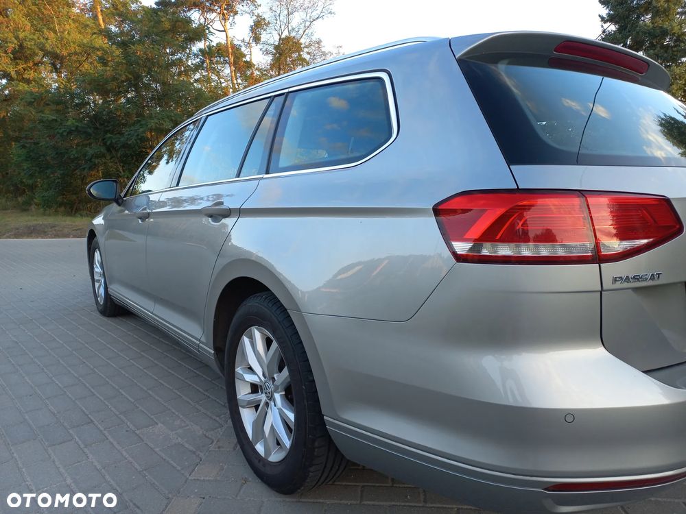 Volkswagen Passat Variant - 17