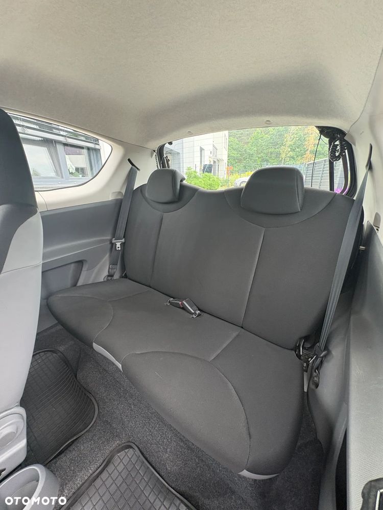 Toyota Aygo Standard - 10