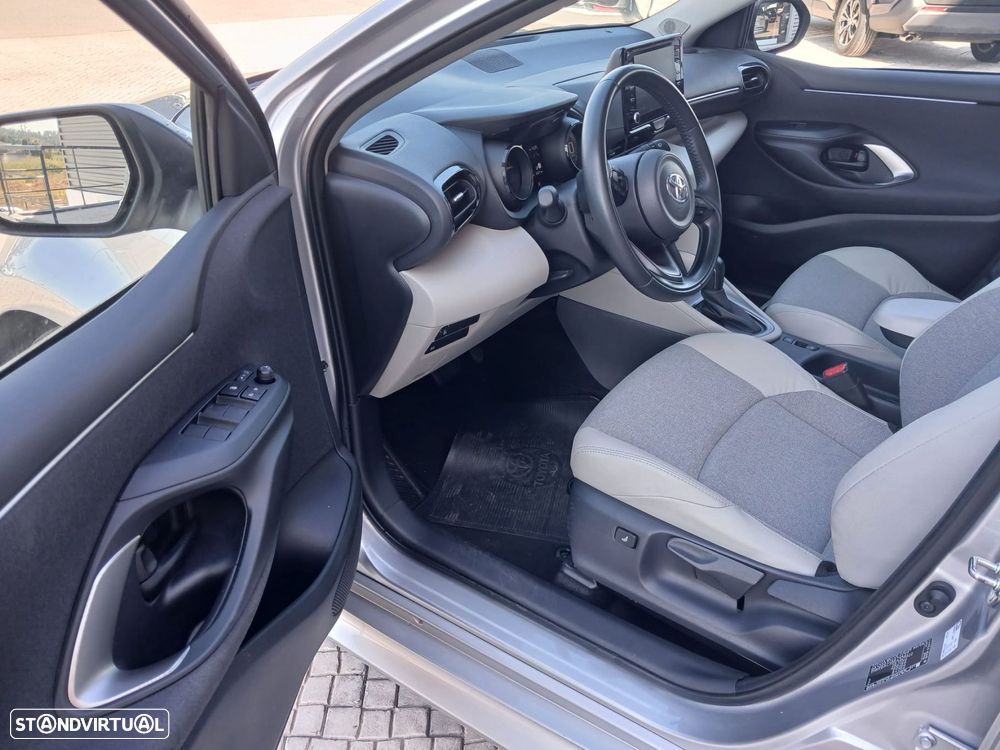 Toyota Yaris - 9