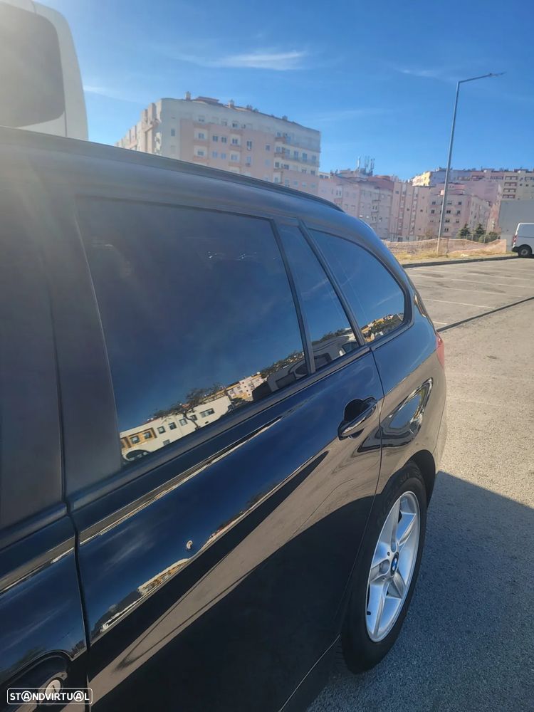 BMW 318 d Touring Aut. Sport Line - 2