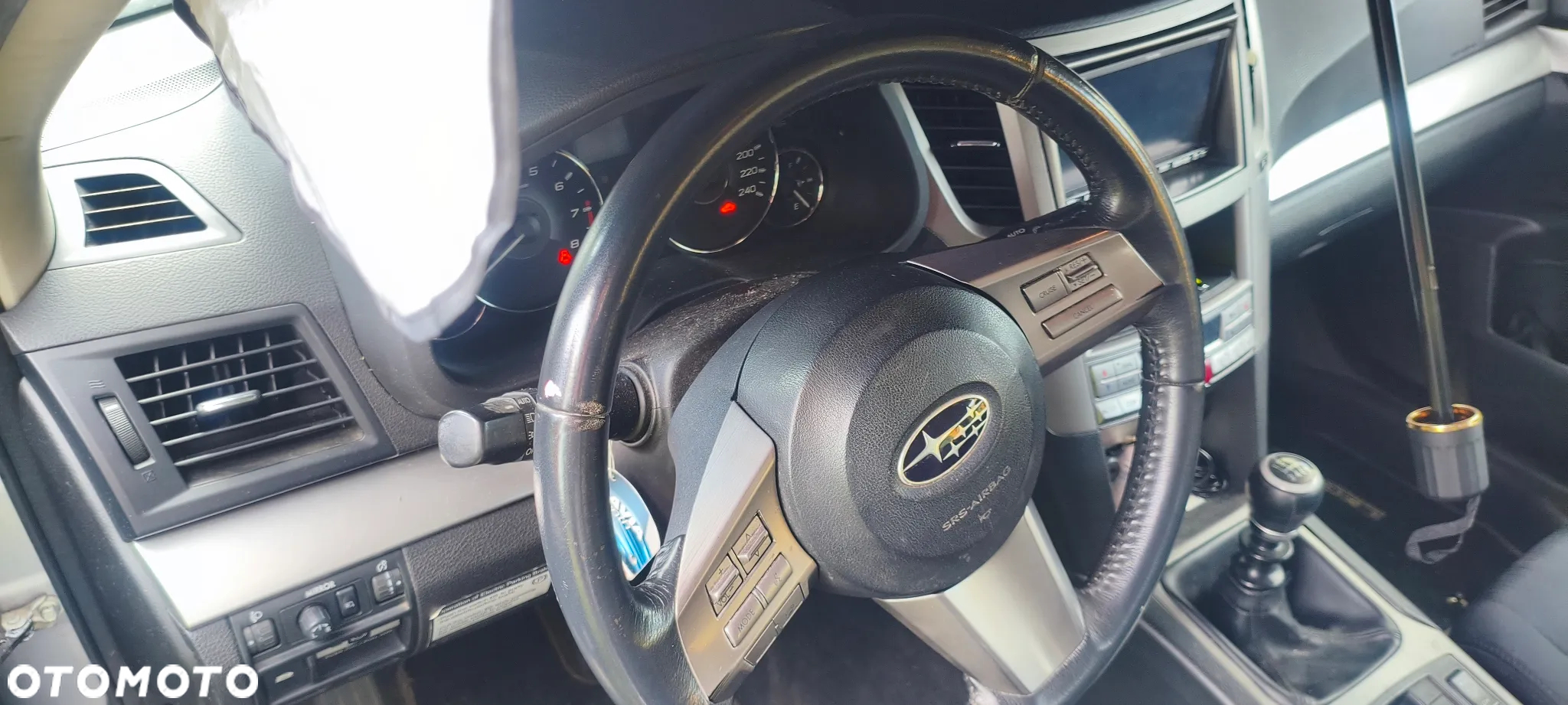 Subaru Legacy - 14