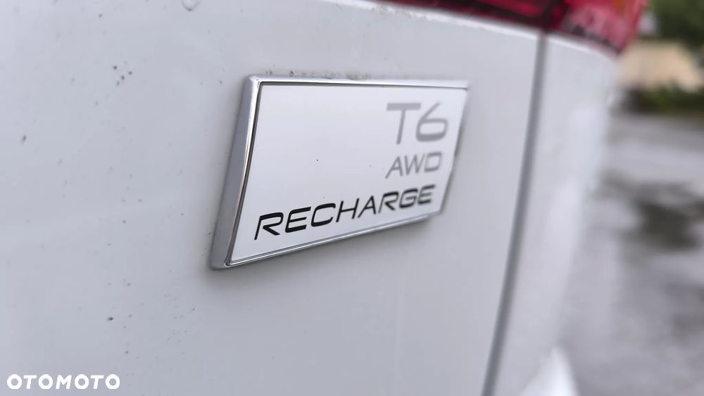 Volvo XC 60 T6 AWD Recharge Geartronic RDesign Expression - 23