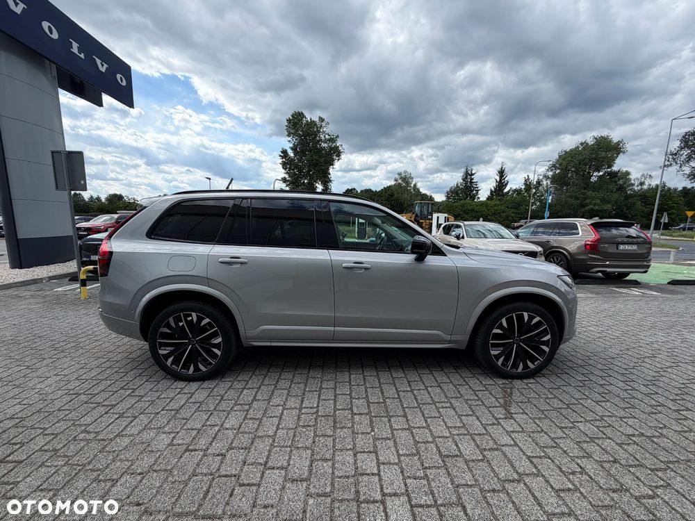 Volvo XC 90 T8 AWD Plug-In Hybrid Plus Dark 7os - 7