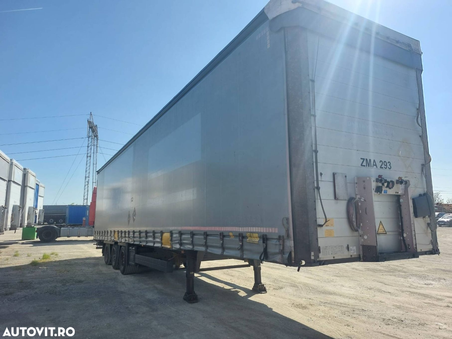 Schmitz Cargobull scb*s3b - 3