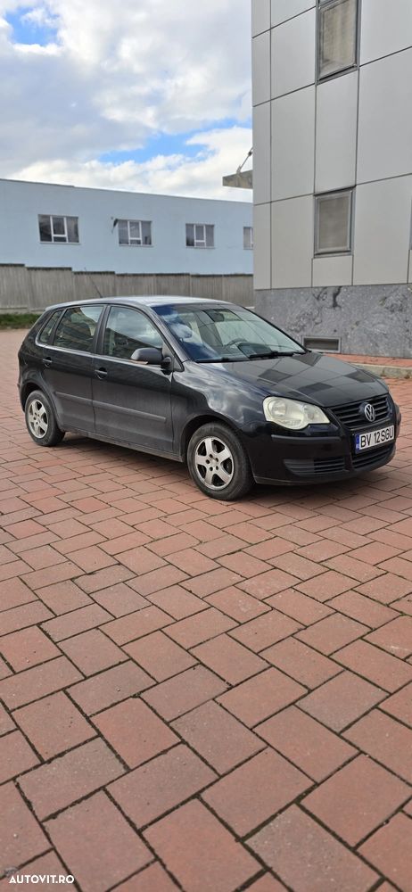 Volkswagen Polo - 2