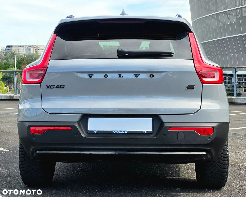 Volvo XC 40 T4 Plug-In Hybrid Plus Dark - 17