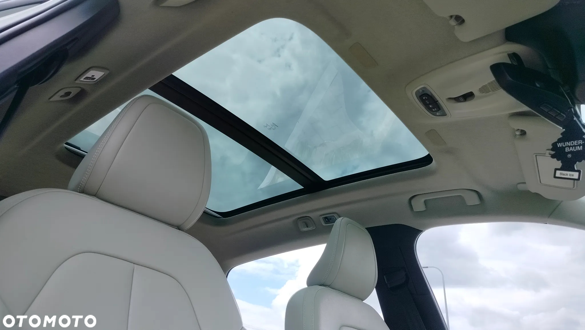 Volvo XC 40 T5 AWD Momentum Pro - 8