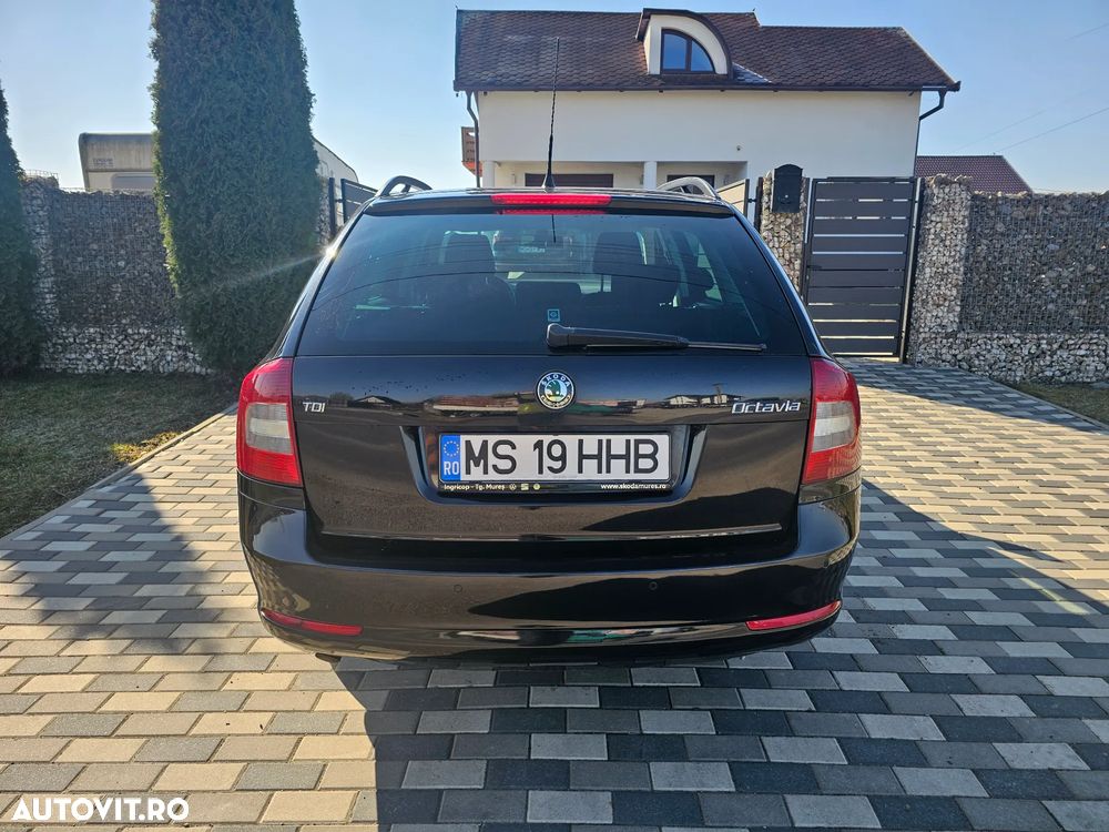 Skoda Octavia 1.6 TDI DPF Ambiente - 5