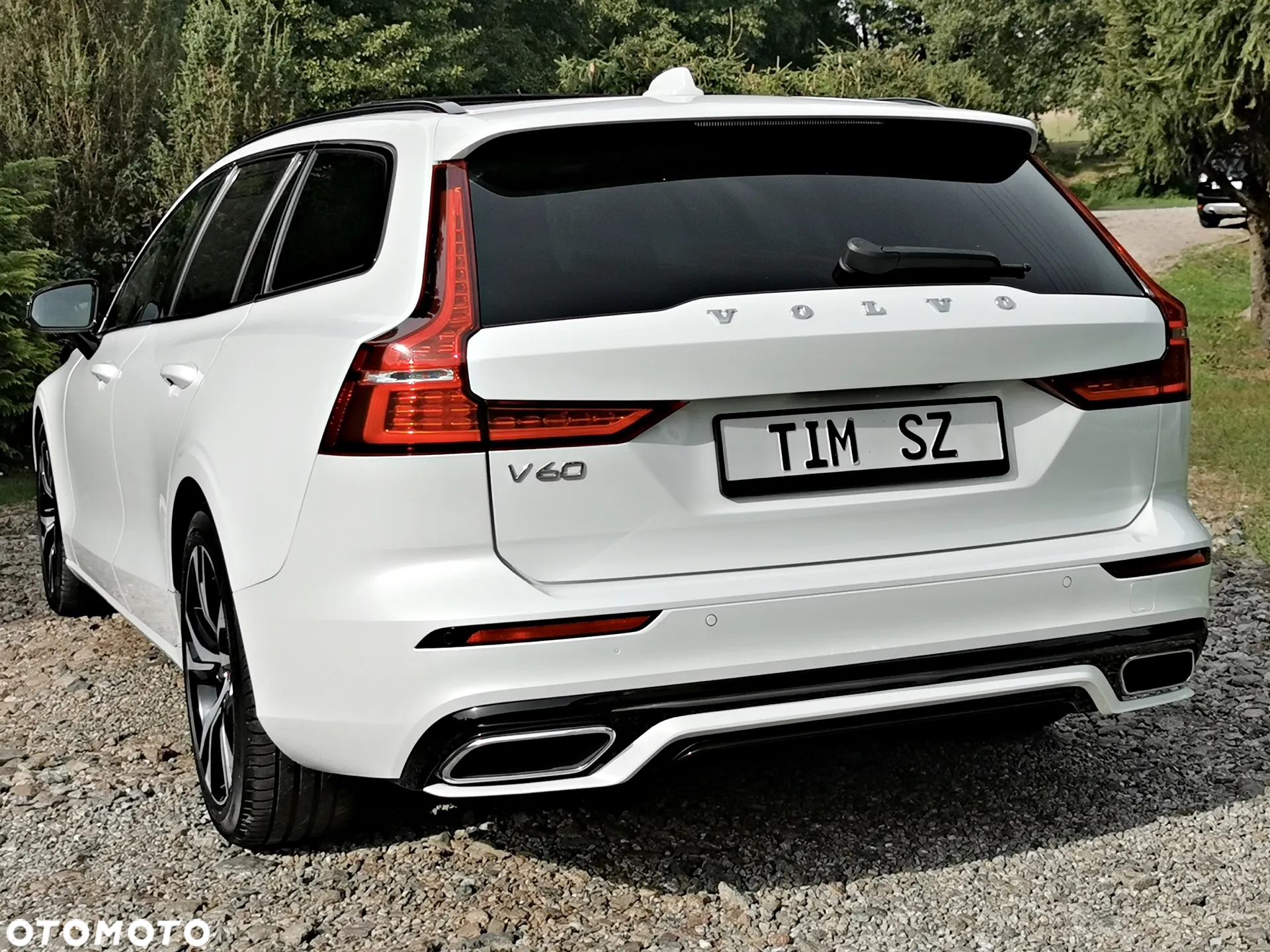 Volvo V60 D3 Geartronic R-Design - 11