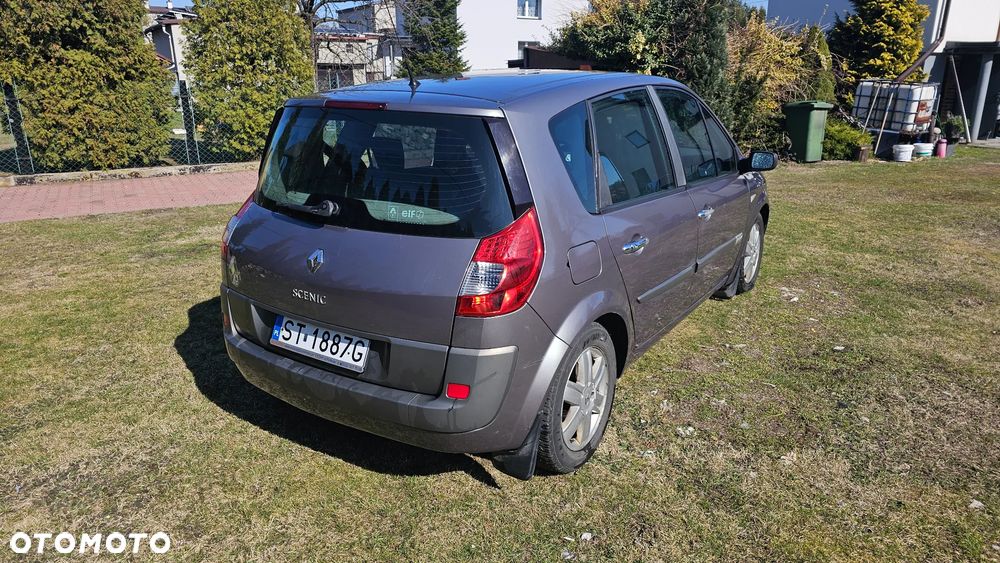 Renault Scenic 2.0 16V Luxe Privilege - 4