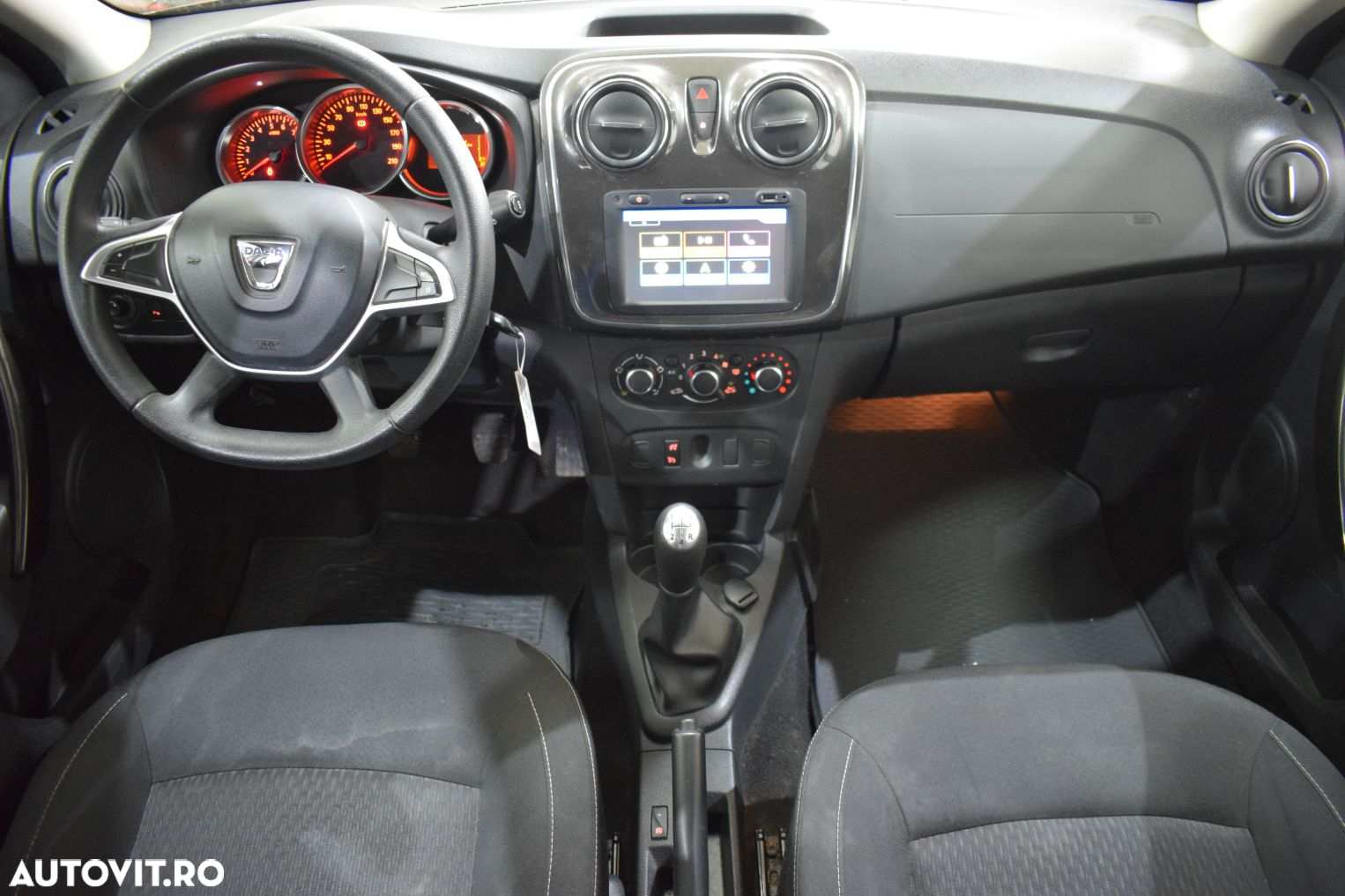 Dacia Logan MCV 0.9 TCe 90 CP Laureate - 3