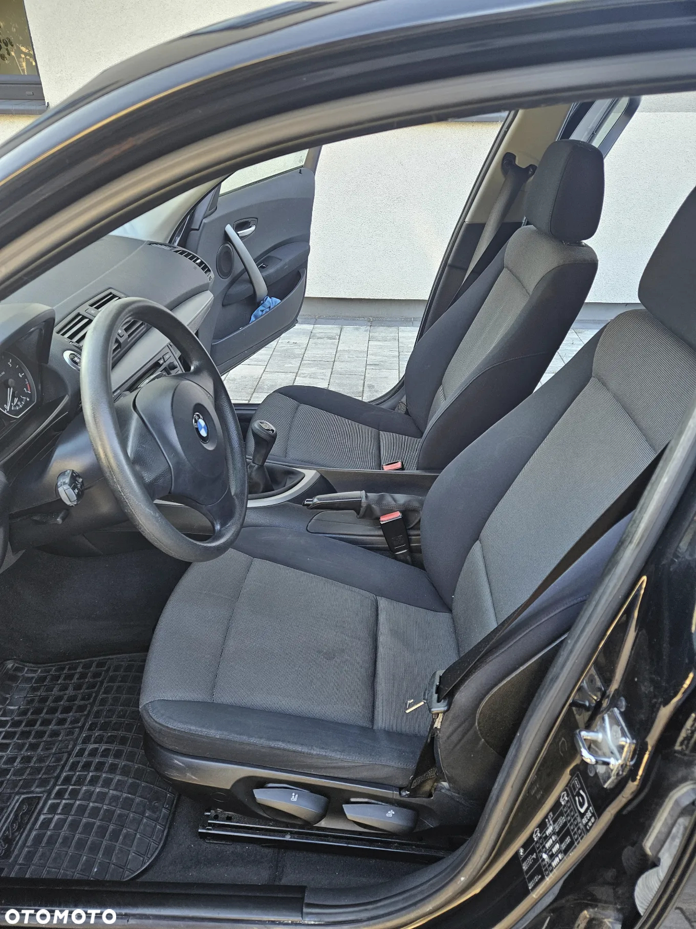 BMW Seria 1 116i - 8