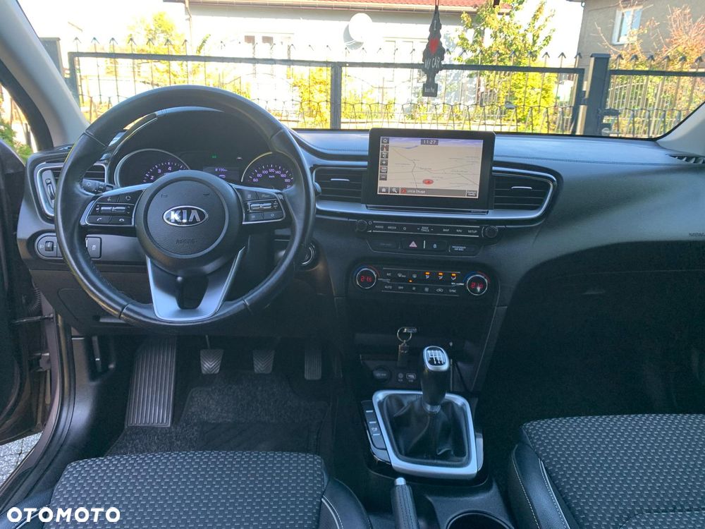Kia Ceed 1.4 L Business Line - 16