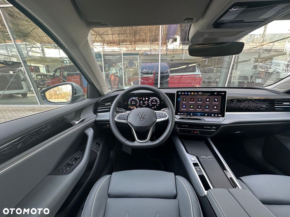 Volkswagen Passat - 10