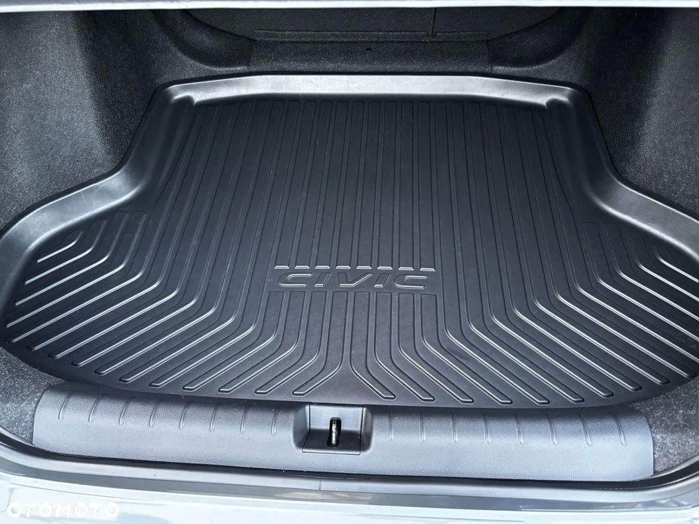 Honda Civic 1.5 T Executive - 17
