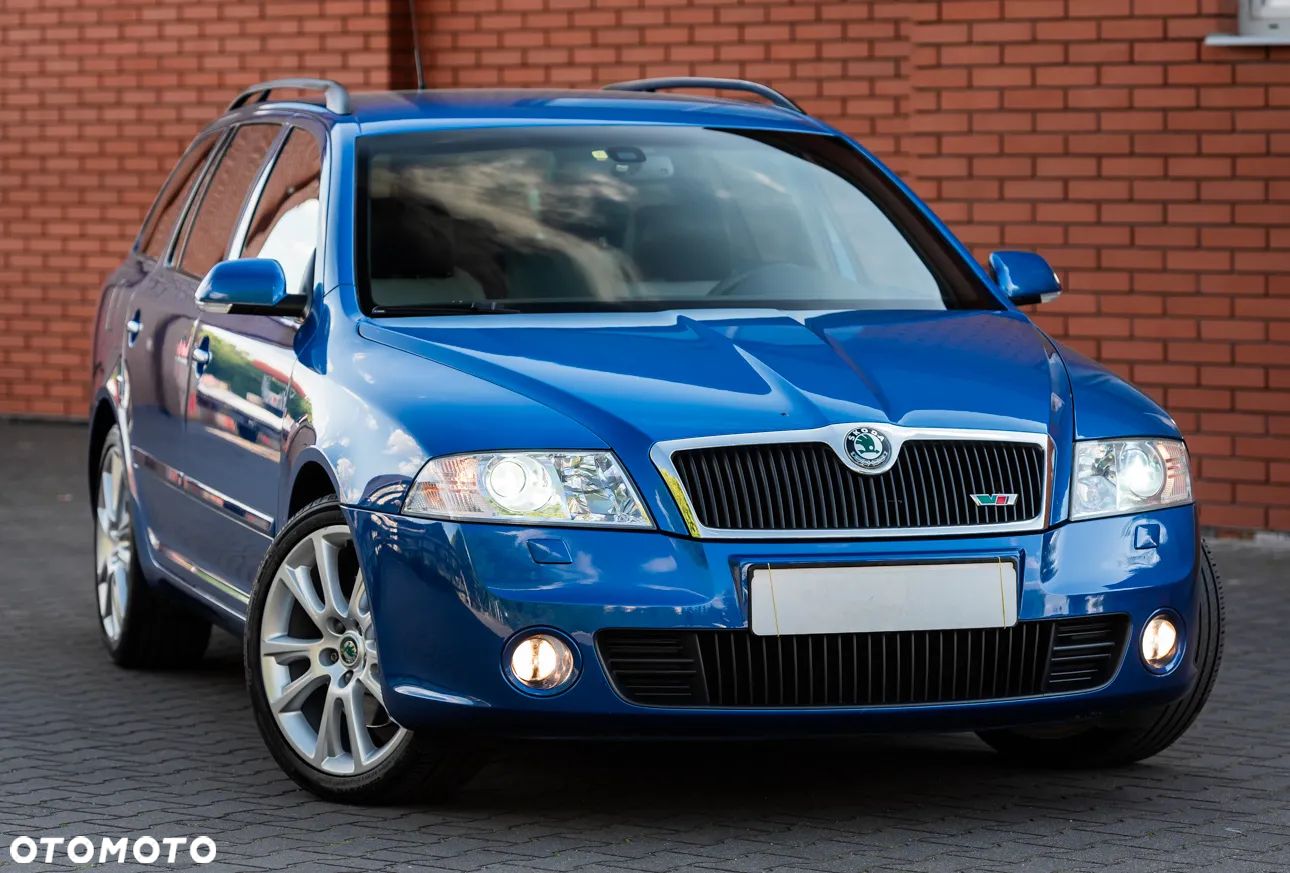 Skoda Octavia Combi 2.0 TSI RS - 1