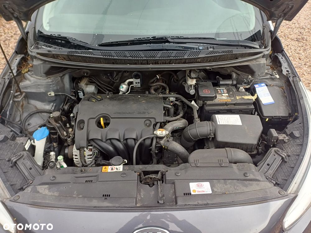 Kia Ceed Cee'd 1.4 L - 3