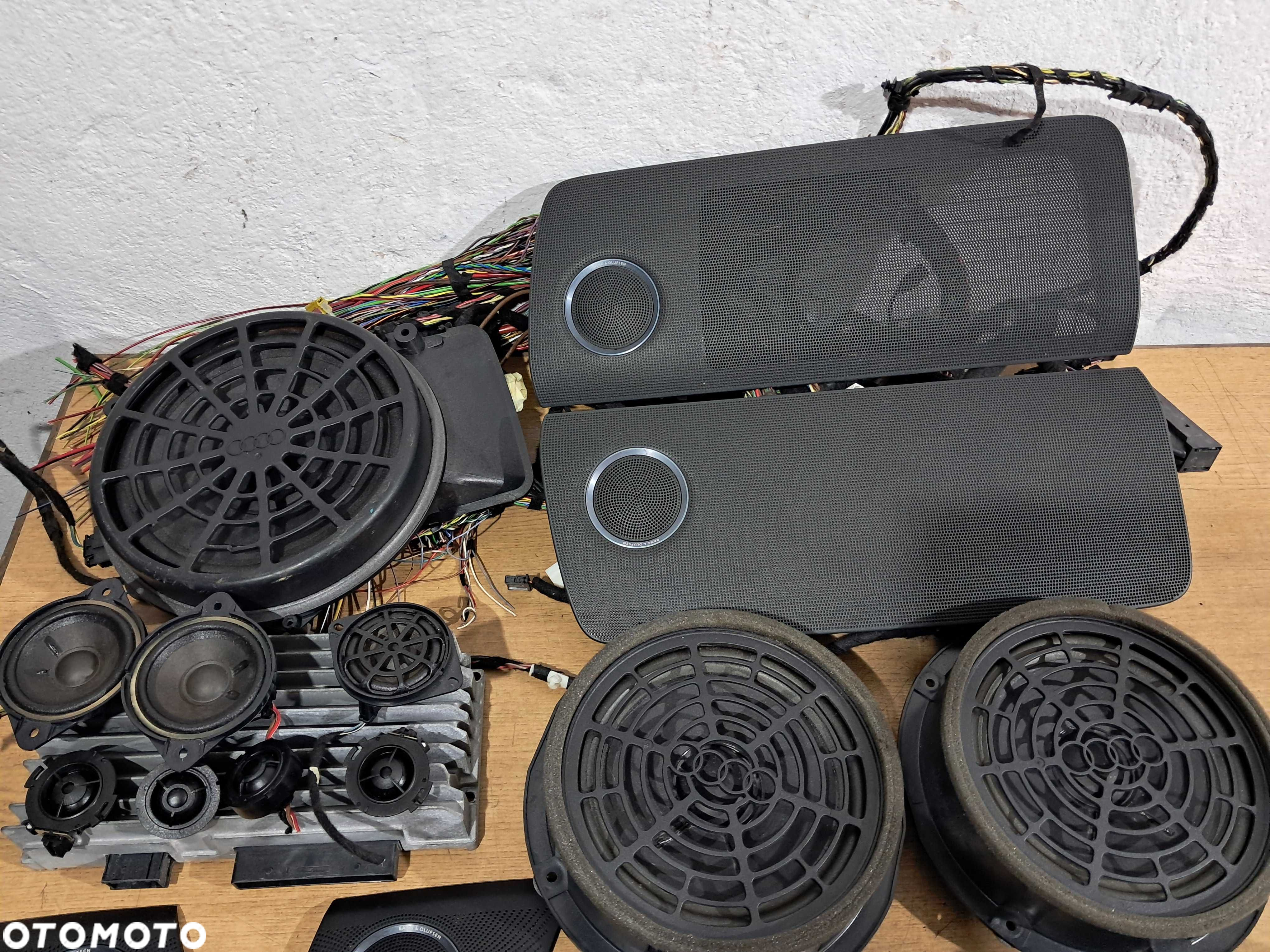 AUDI A4 B8 sedan BANG OLUFSEN nagłośnienie wzmacniacz głośnik blenda - 4