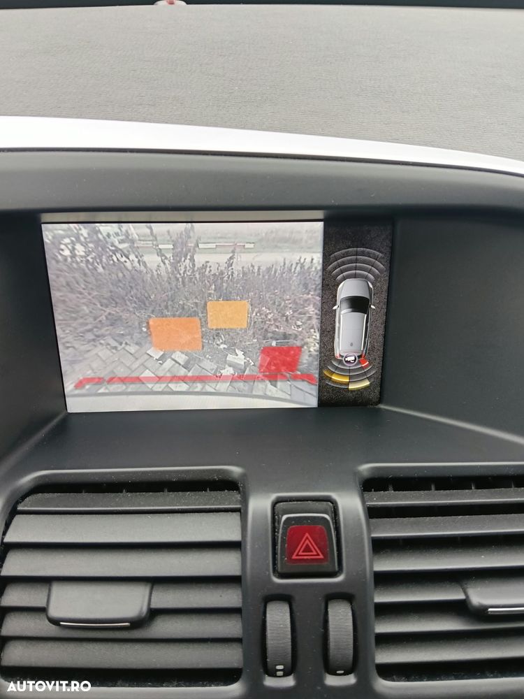 Volvo XC 60 - 11