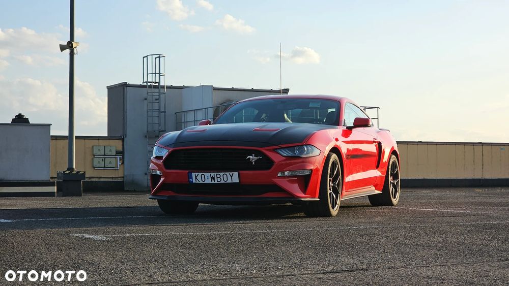 Ford Mustang - 1
