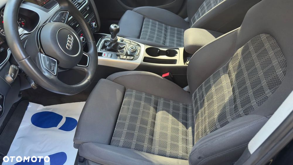 Audi A4 Avant 2.0 TDI DPF Ambiente - 18
