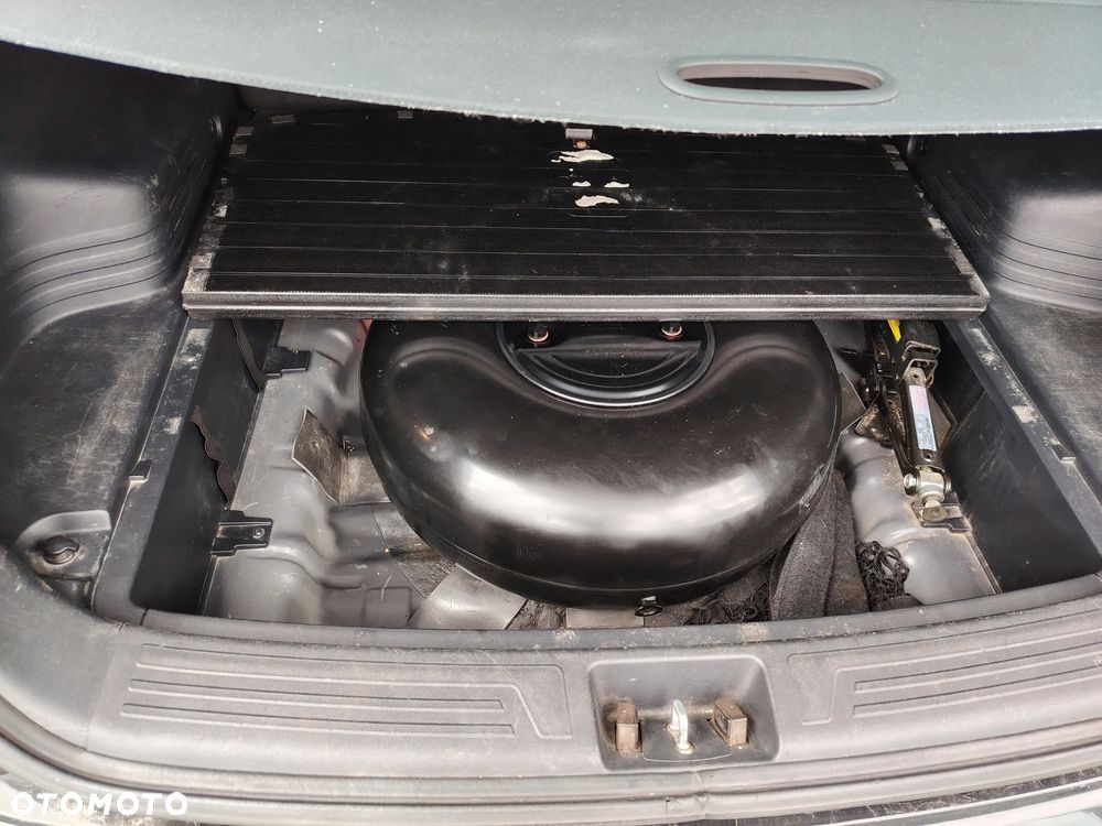 Hyundai ix35 2.0 4WD Premium - 17