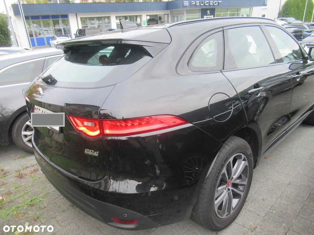 Jaguar F-Pace 20d AWD Pure - 3