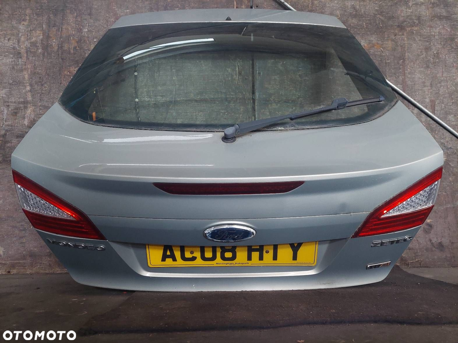 KLAPA BAGAŻNIKA KOMPLETNA FORD MONDEO MK4 HB 5D D8 - 5