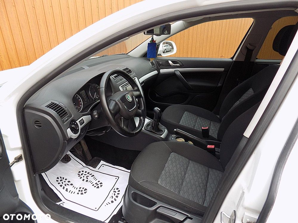 Skoda Octavia 1.6 TDI DPF Fun - 5