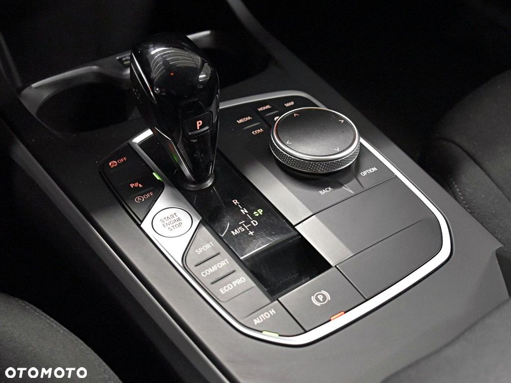 BMW Seria 1 - 17