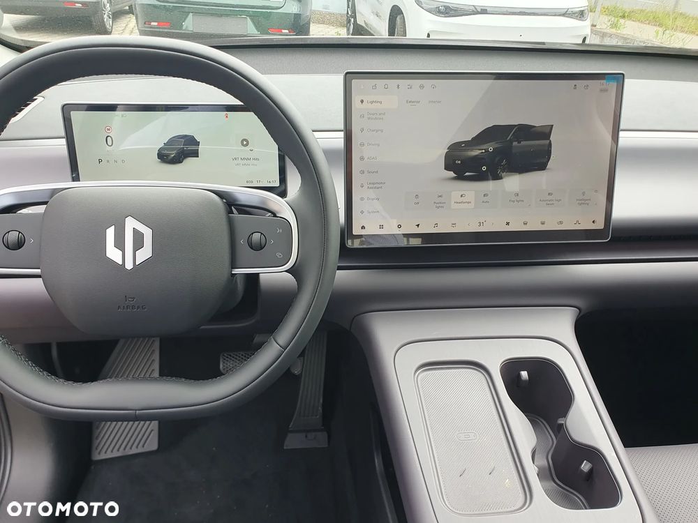 Leapmotor C10 REEV Design - 21