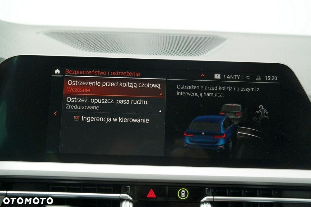 BMW Seria 3 330i Advantage sport - 34