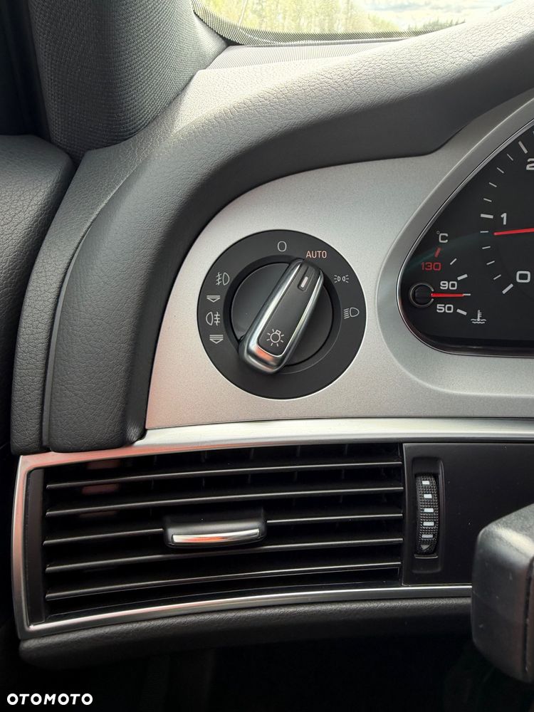 Audi A6 Avant 2.7 TDI DPF multitronic - 25