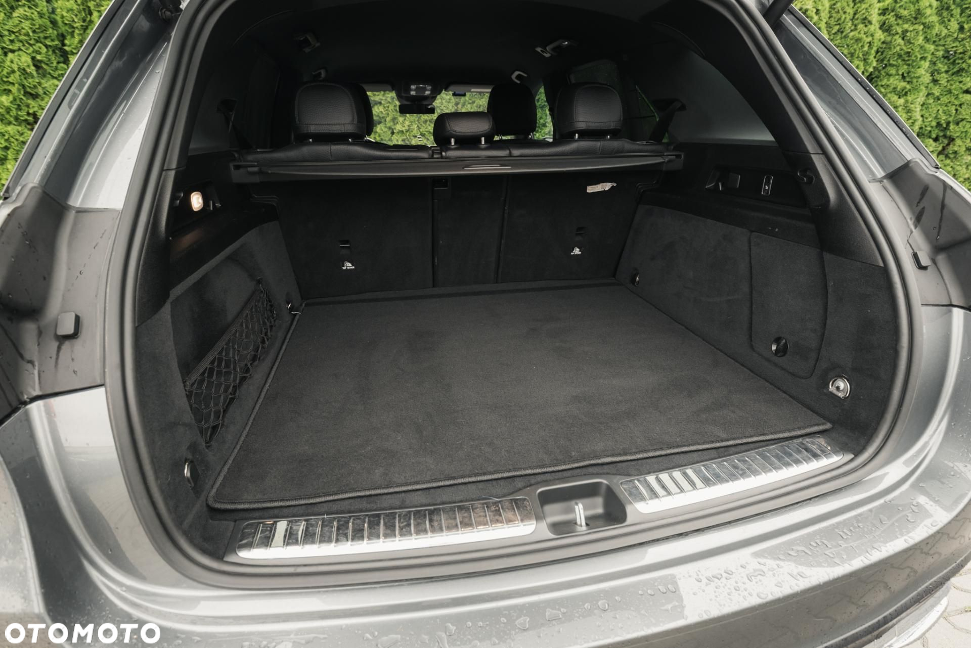 Mercedes-Benz GLE - 37