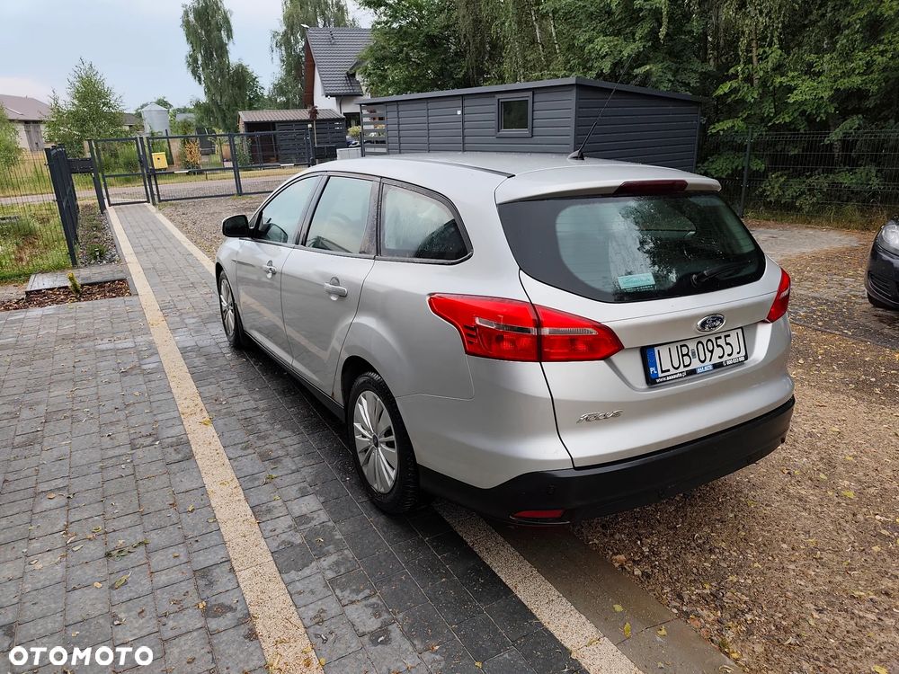 Ford Focus 1.5 TDCi SYNC Edition - 5