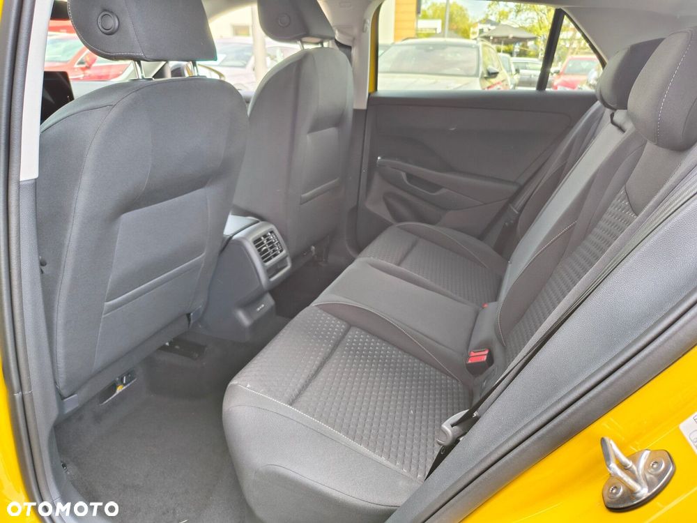 Volkswagen T-Roc - 10