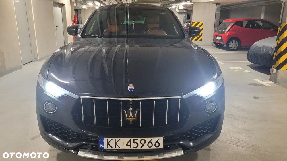 Maserati Levante S Granlusso - 3
