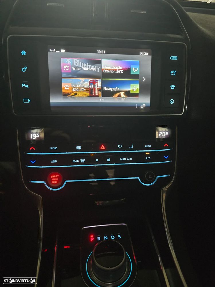 Jaguar XE E-Performance Aut. R-Sport - 6