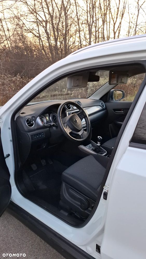 Suzuki Vitara - 27