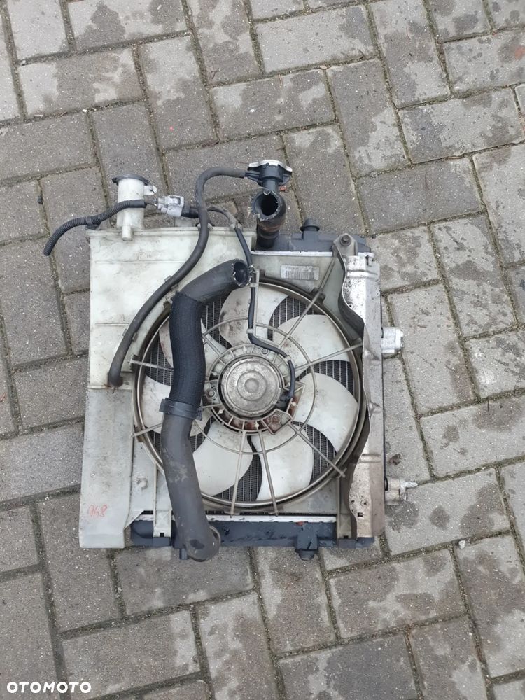 CHŁODNICA WODY KLIMATYZACJI WENTYLATOR TOYOTA AYGO I 1.0 - 1