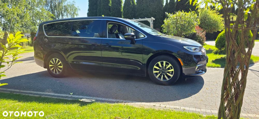Chrysler Pacifica - 8