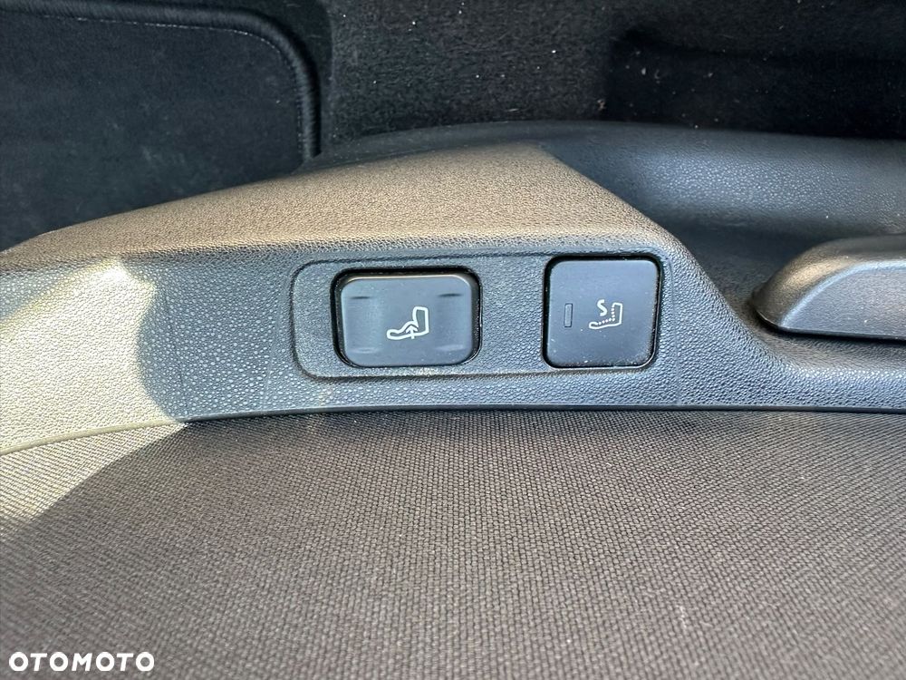 DS Automobiles DS 4 Crossback - 8