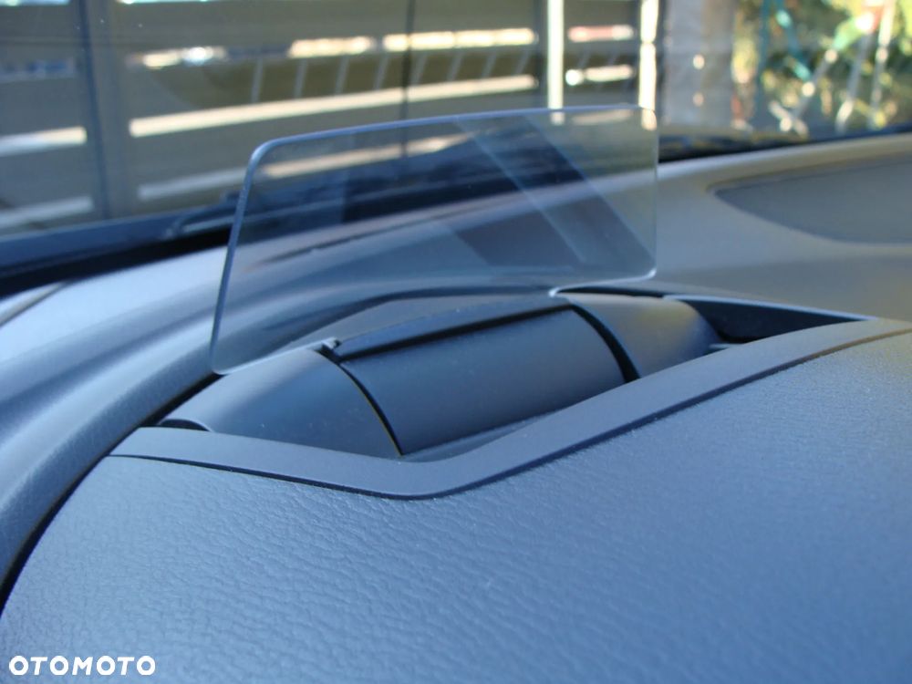 Mazda 3 SKYACTIV-G 120 Exclusive-Line - 25