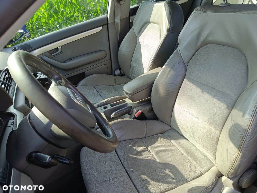 Audi A4 Limousine 2.0T FSI Quattro - 10