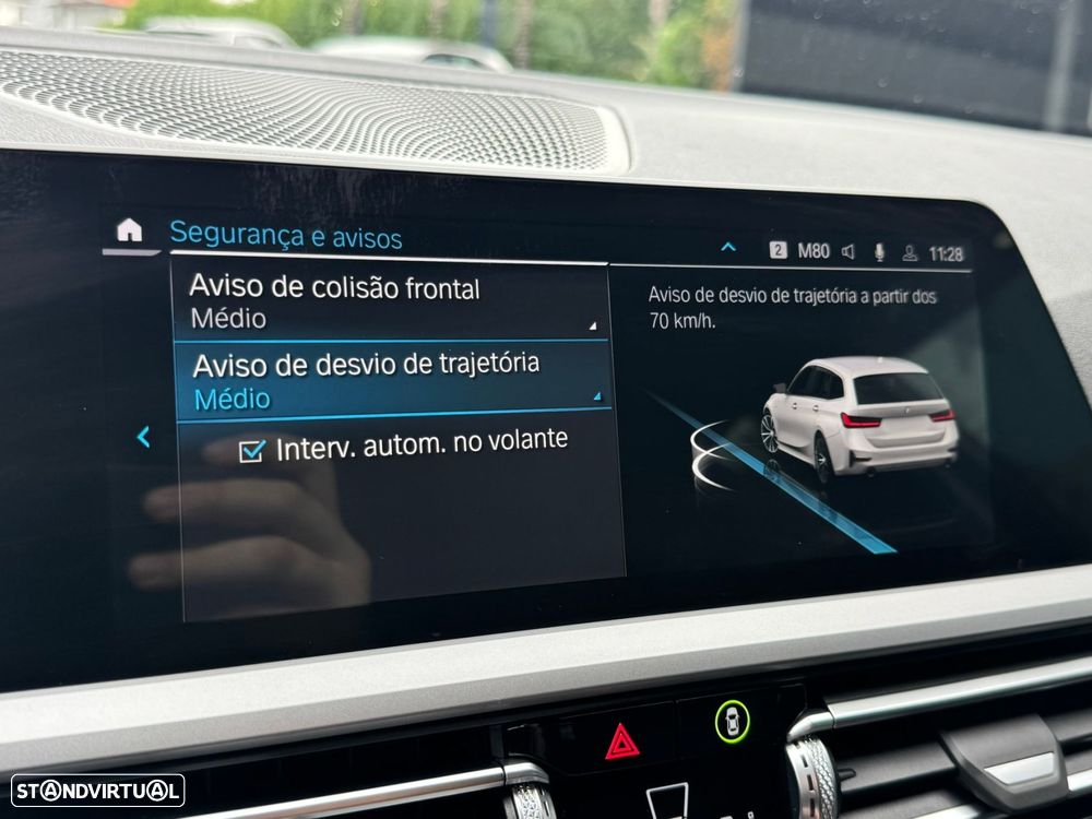 BMW 320 e Touring Corporate Edition Auto - 57