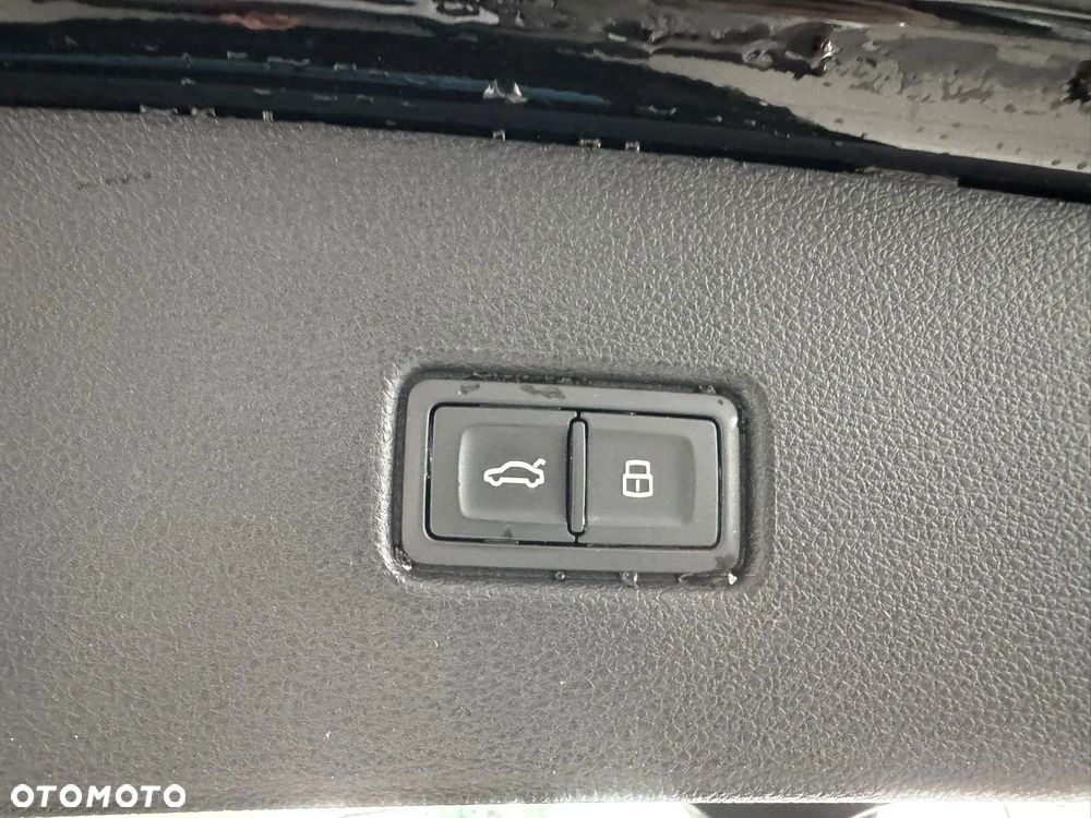Audi Q5 Sportback - 14